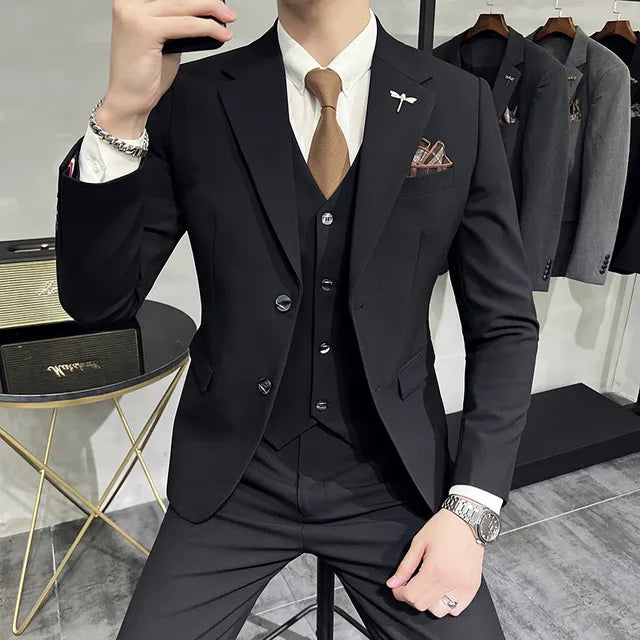 Elegance Redefined: Men's Modern Suit